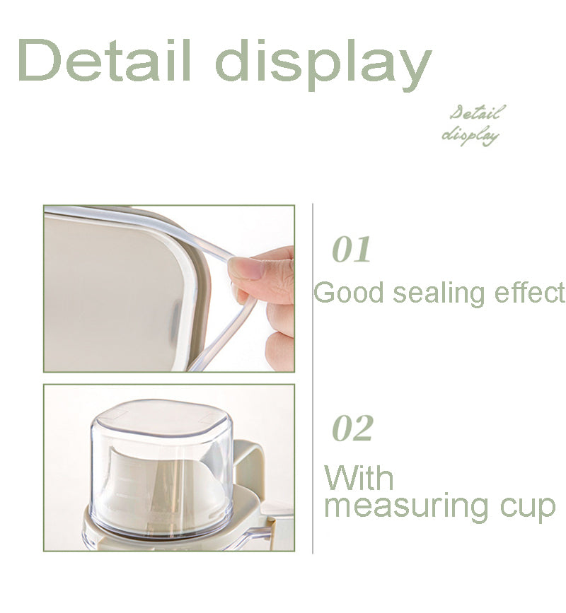 Detail display of the lid and how strong the seal is with the measuring cup